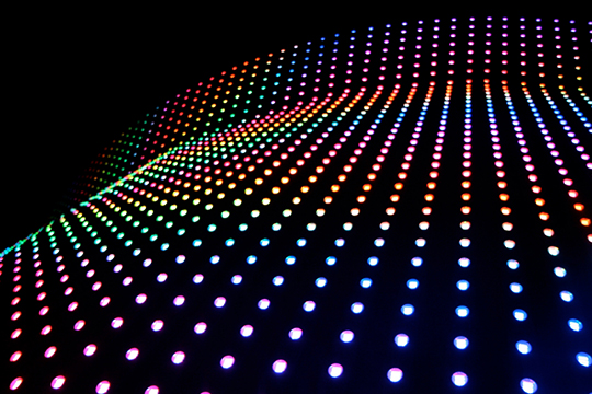 Micro LED專題：激光修復工藝如何推動制程良率提升